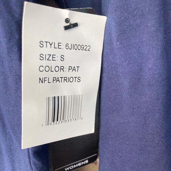 New England Patriots shirt long sleeved new with tags size small NFL - Picture 5 of 10